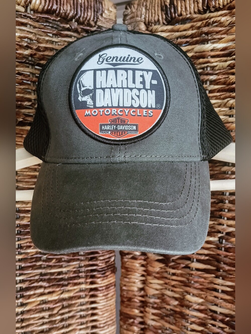 Authentic Harley Davidson Trucker Style skull patch Snapback Hat Cap